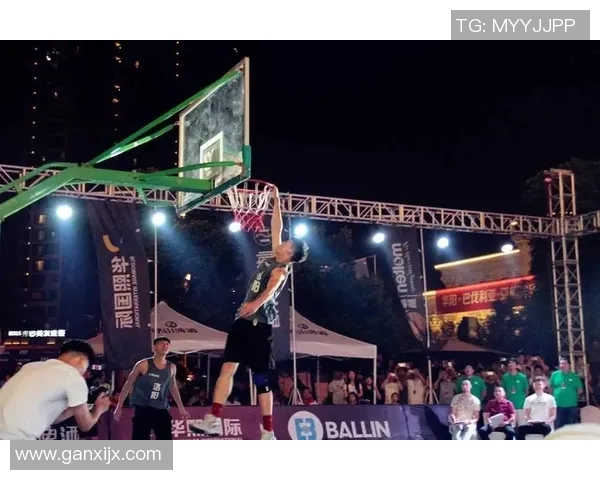 重庆篮球队在大师赛中的耐力表现分析与精彩回顾