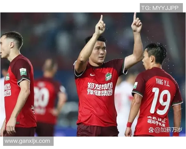 成都羽毛球队在世锦赛积分榜上以73分稳居第一名展现强劲实力